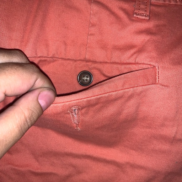 Men’s Size 32 Salmon Colored Flat Front Shorts - Picture 10 of 12